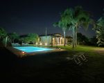 casa-limoni-beleuchteter-pool.jpg