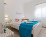 ferienhaus-edone-helles-schlafzimmer.jpg