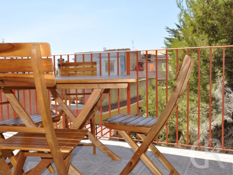 ferienwohnung-corrado-moebilierte-terrasse.JPG