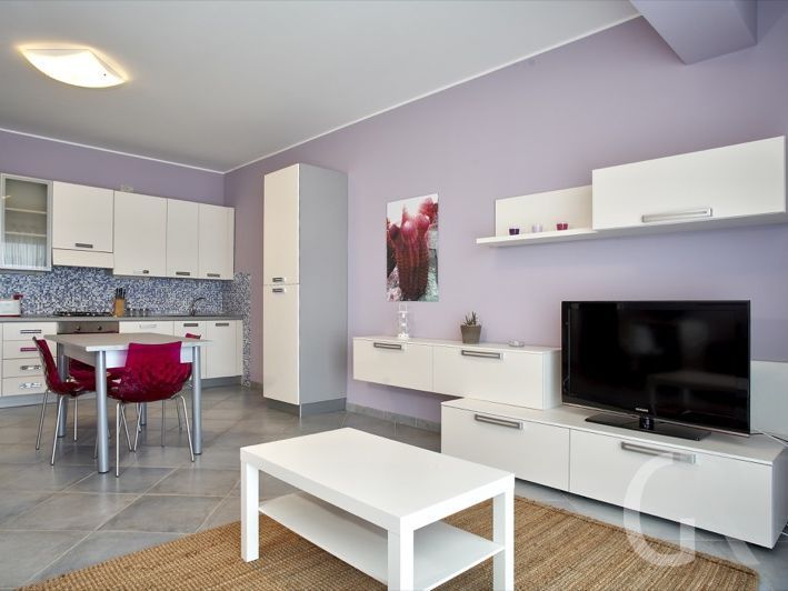 ferienwohnung-glicine-offener-wohnbereich.jpg
