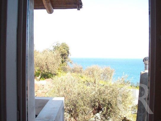 ferienwohnung-la-pagliera-meerblick-aus-der-kueche.jpg