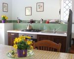 ferienwohnung-limone-kueche-mit-essplatz.JPG