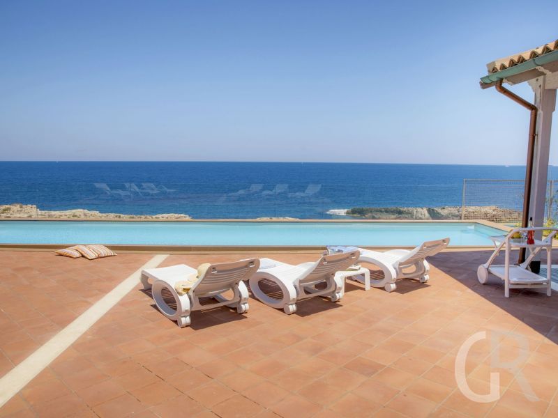 villa-ala-am-pool.jpg