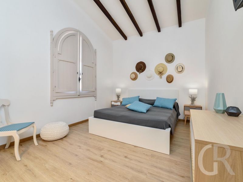 villa-amelia-schlafzimmer-mit-doppelbett.jpg