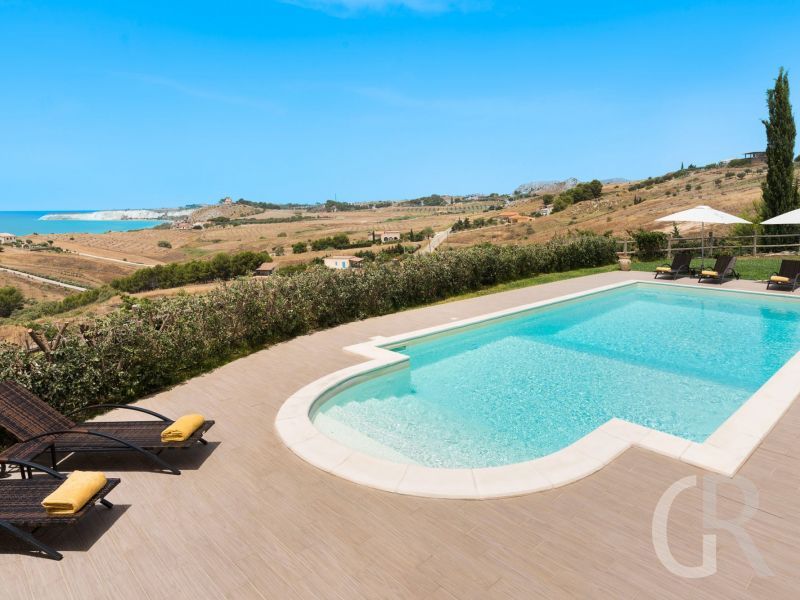 villa-anthea-pool.jpg