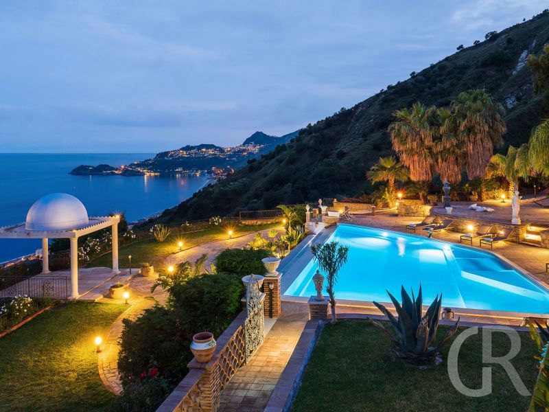 villa-buena-vista-blick-am-abend.jpg