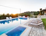 villa-dora-ma-pool.jpg