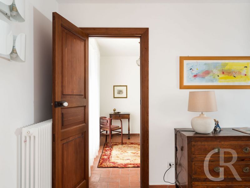 villa-etna-retreat-flur.jpg