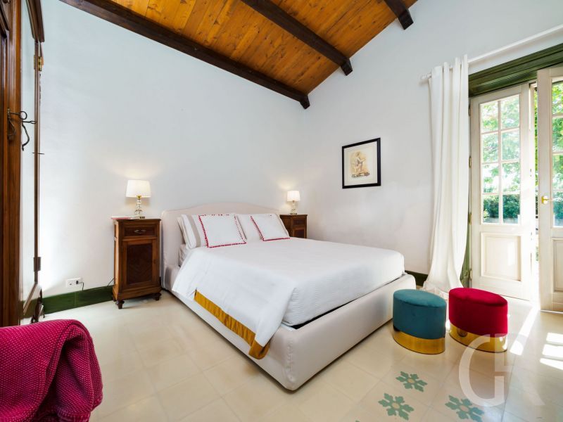 villa-gira-sole-schlafzimmer.jpg