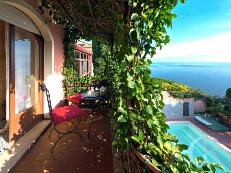 villa-la-boheme-blick.jpg