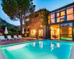villa-la-boheme-pool-am-abend.jpg