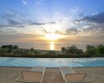 villa-laura-mit-pool.jpg