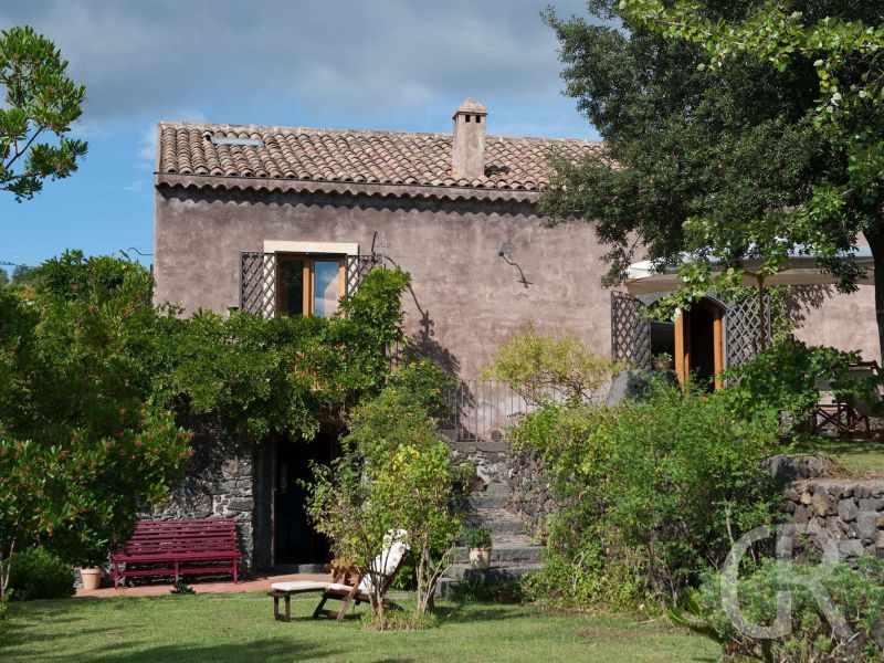 villa-palmento-monterosso-blick-auf-die-villa.jpg