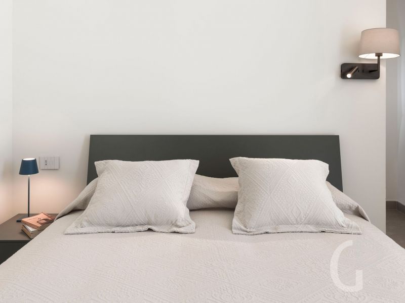 villa-passo-salina-doppelbett-im-schlafzimmer.jpg