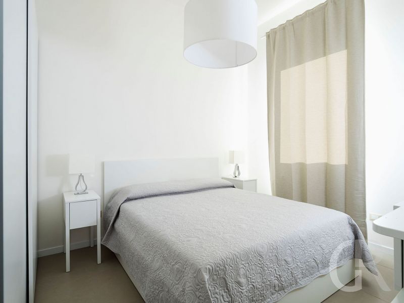 villa-rita-doppelbett-im-schlafbereich.jpg