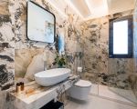 villa-zagara-badezimmer-mit-waschbecken.jpg