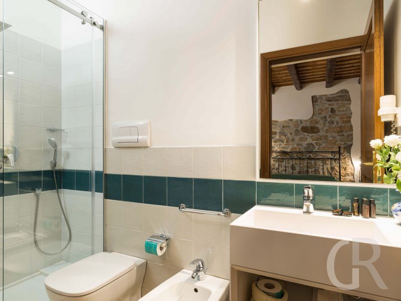 ager-costa-duschbad-mit-waschbecken.jpg