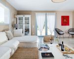 ferienvilla-helles-wohnzimmer.jpg