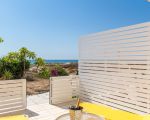 ferienwohnung-amarillis-kleine-terrasse-am-meer.jpg