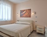 ferienwohnung-arance-helles-schlafzimmer.jpg