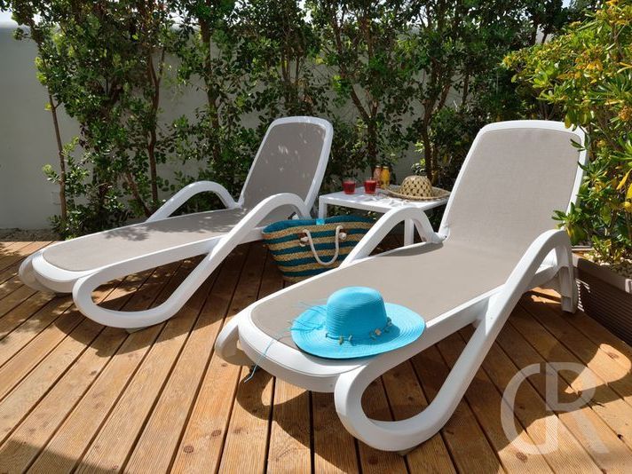 ferienwohnung-fillide-sonnenliegen.jpg