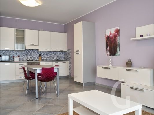 ferienwohnung-glicine-offene-wohn-esskueche.jpg