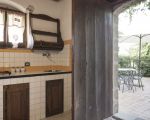 ferienwohnung-mannira-kueche-mit-terrassenausgang.jpg