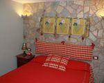 ferienwohnung-rino-kleines-gemuetliches-schlafzimmer.jpg