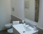ferienwohnung-veranda-sul-mare-modernes-badezimmer.jpg