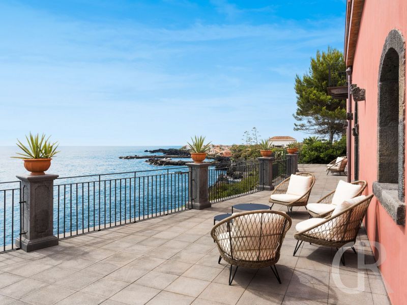 villa-acqua-marina-terrasse.jpg