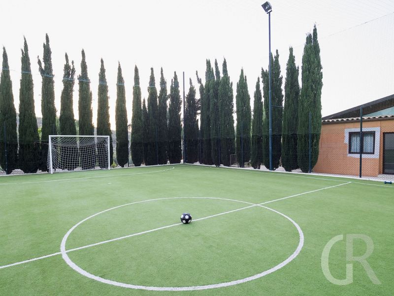 villa-agora-spielfeld.jpg