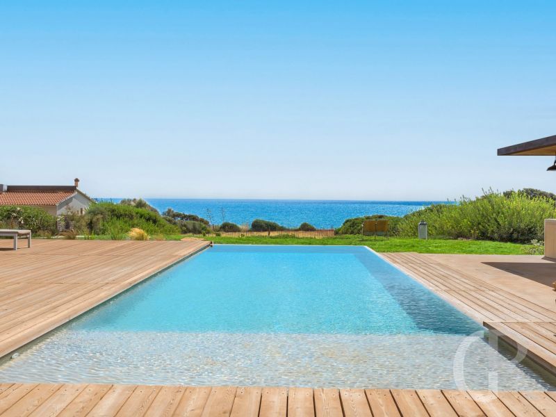 villa-al-nair-pool-mit-meerblick.jpg