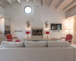 villa-angelina-wohnzimmer-mit-kamin.jpg