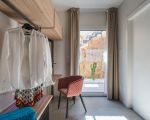 villa-castalia-offener-kleiderschrank.jpg