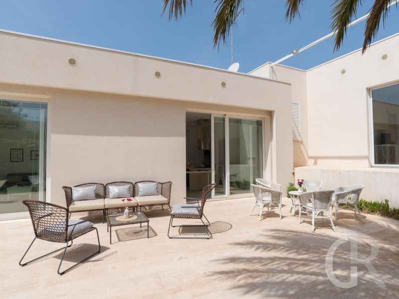 villa-federica-grosse-terrasse.jpg