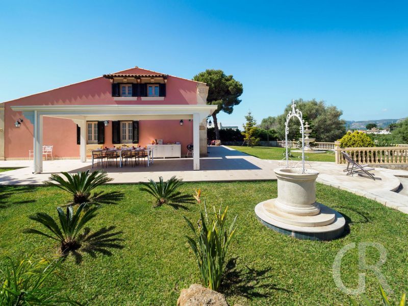 villa-gira-sole-blick-auf-die-villa.jpg