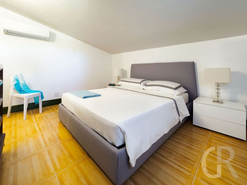 villa-gira-sole-grosses-doppelbett.jpg