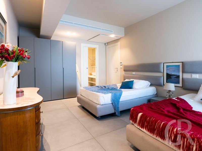 villa-isabella-riesiges-schlafzimmer.jpg