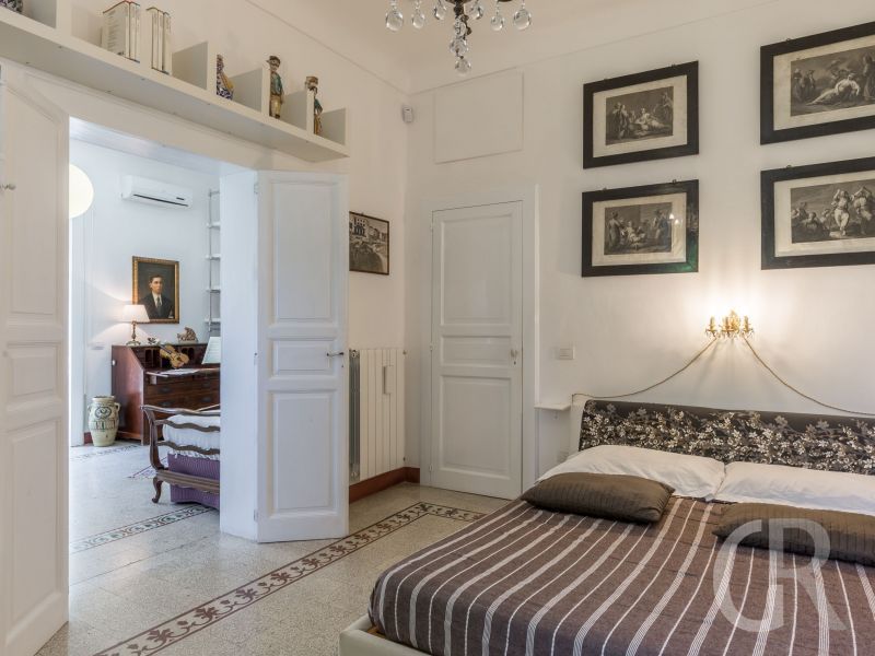 villa-la-forma-schlafraum-mit-doppelbett.jpg