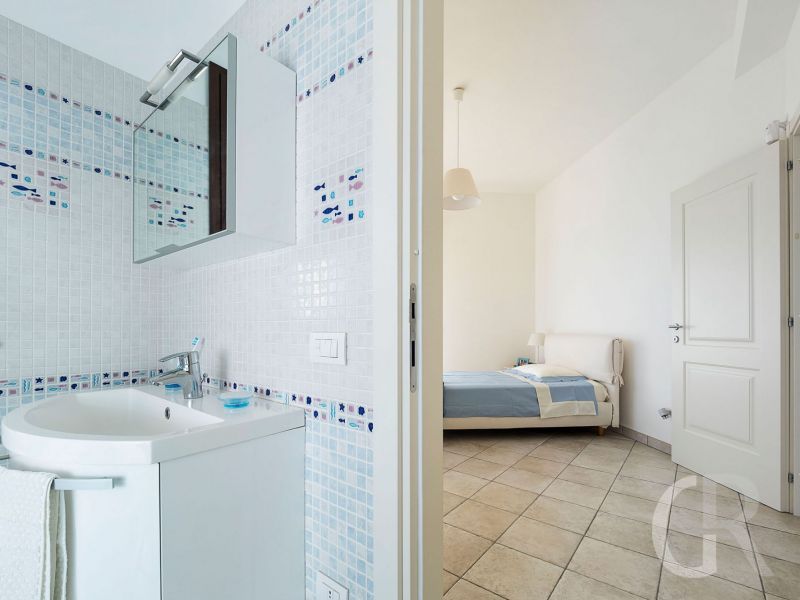 villa-la-plage-badezimmer-mit-schlafbereich.jpg