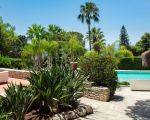 villa-maddalena-garten-und-pool.jpg