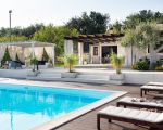 villa-mara-pool-mit-aussenbereich.jpg