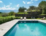 villa-nerello-am-pool.jpg