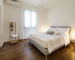 villa-pietra-del-sole-grosses-bett.jpg