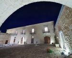 villa-scifazzo-blick-auf-die-villa-am-abend.jpg