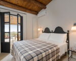 villa-ziguli-schlafzimmer-mit-doppelbett.jpg