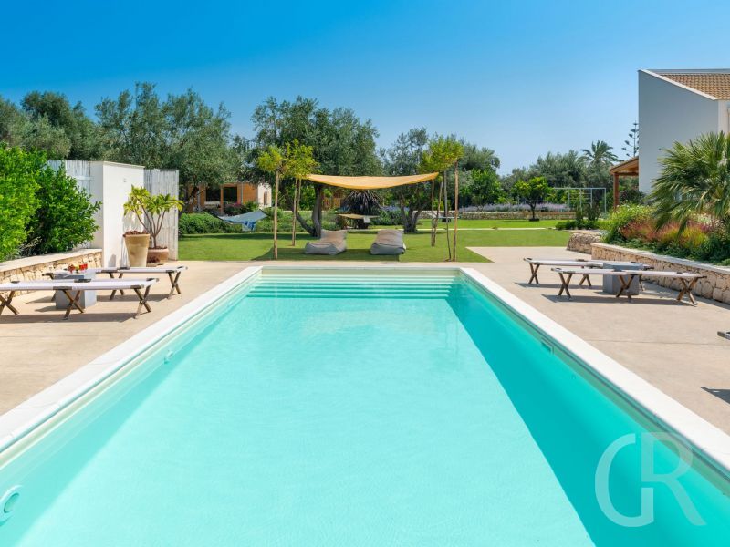 casa-degli-aranci-pool-und-terrasse.jpg