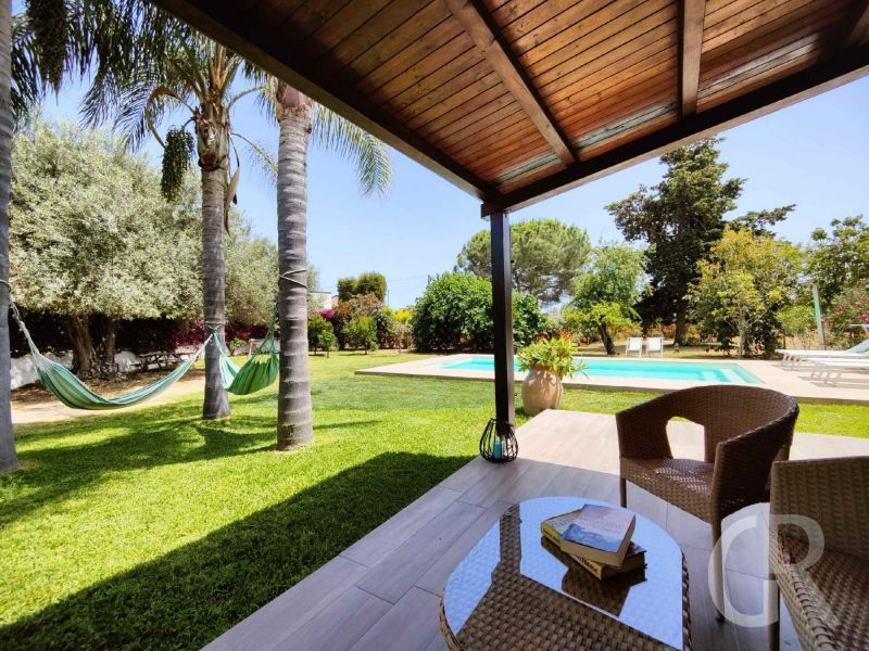 casa-limoni-blick-in-den-garten.jpg