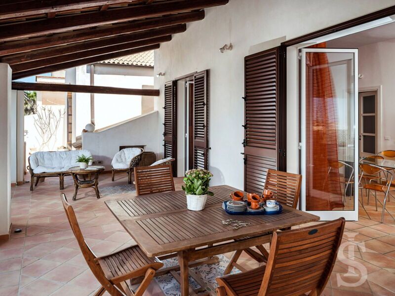 casa-marsala-2-veranda.jpg