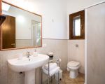 casa-scirocco-badezimmer-mit-waschbecken.jpg